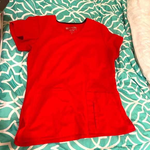 Greys Anatomy Active scrubs set - Picture 1 of 6